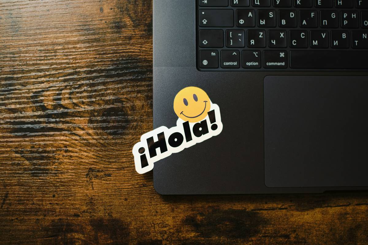 online spanish language courses for travelers showing interactive speaking exercises