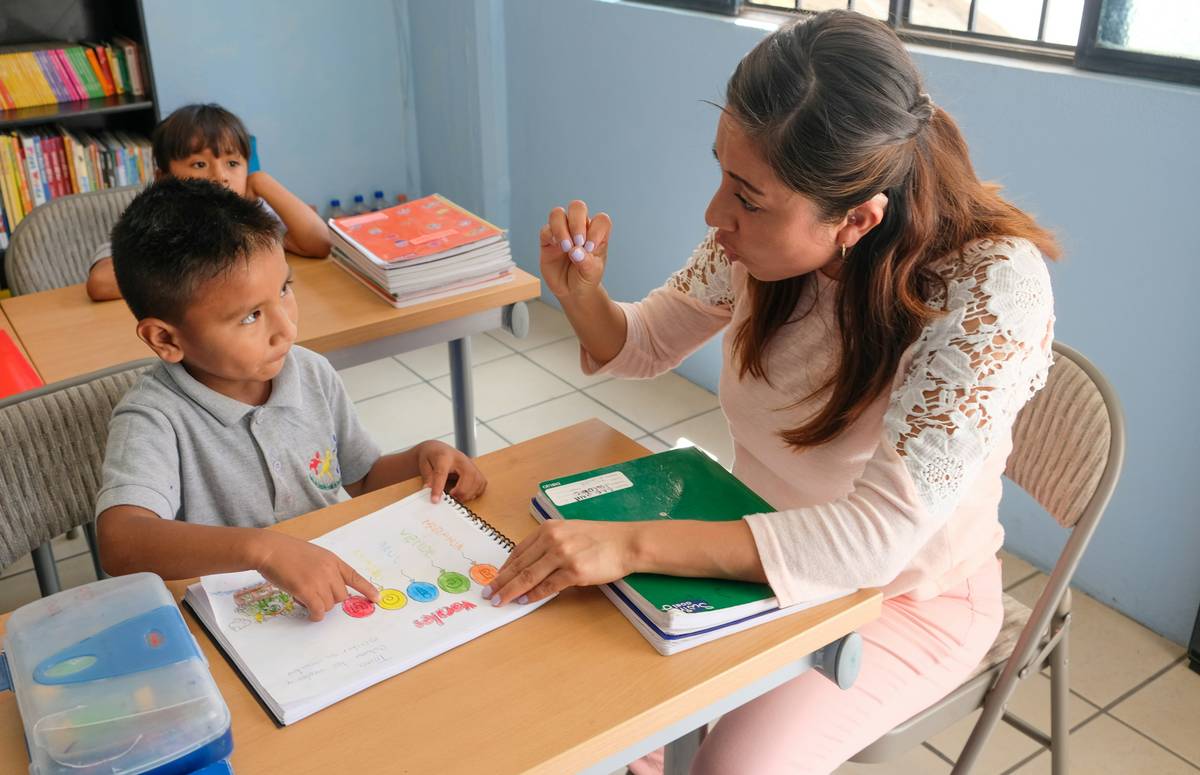 Spanish Speaking Class for Travelers: 7 Proven Tips to Avoid Painful Mistakes