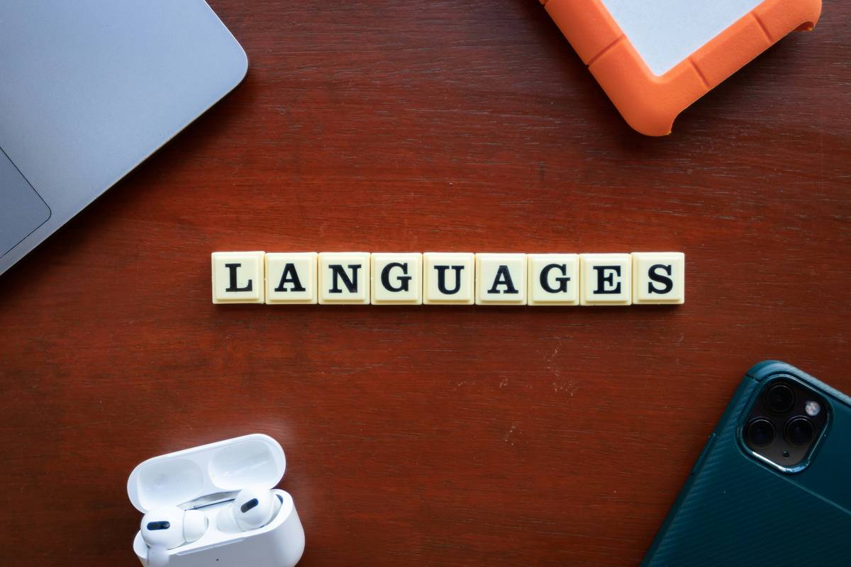 Speaking Spanish Lessons for Travelers: 7 Proven Tips to Avoid Painful Mistakes